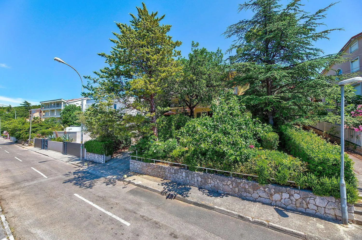 Malerisches Apartment Nur 200 Meter Zum Strand Mit Meerblick, Privatparkplatz, Grillbereich Selce
