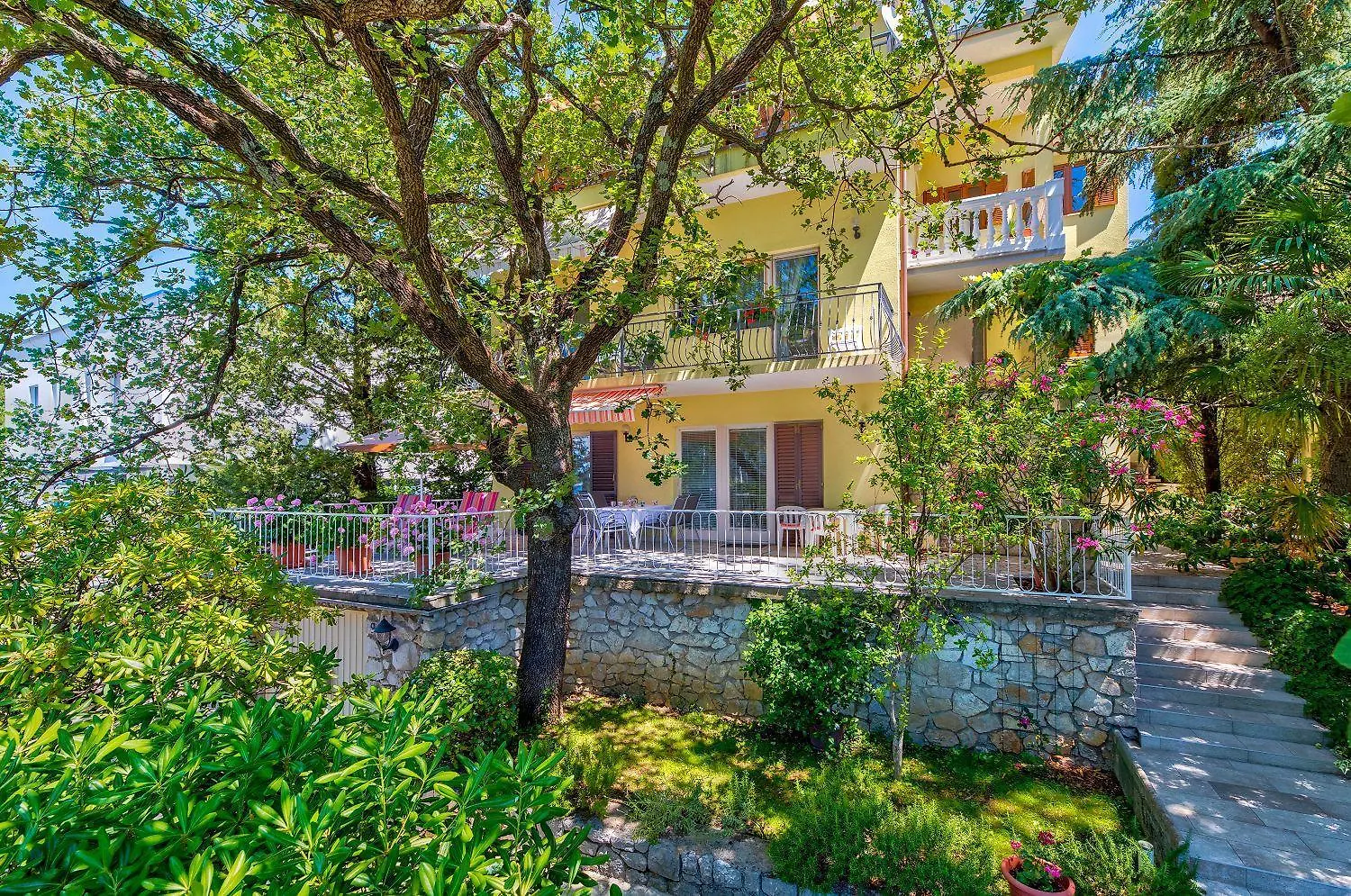Malerisches Apartment Nur 200 Meter Zum Strand Mit Meerblick, Privatparkplatz, Grillbereich Selce