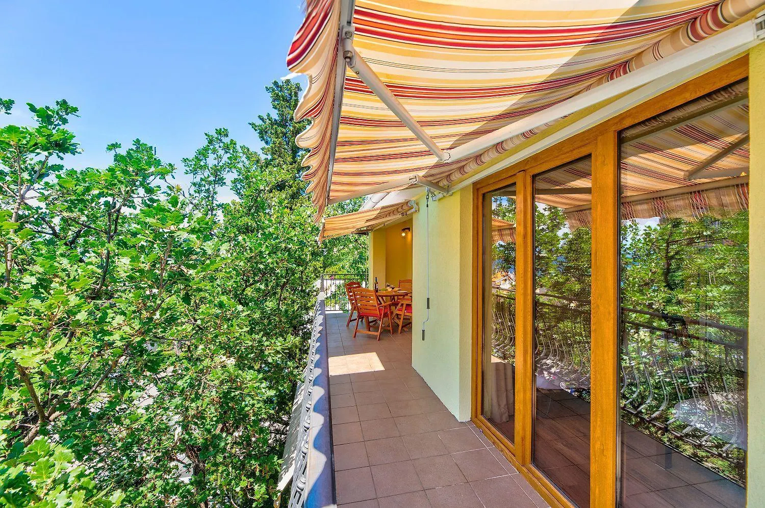 Malerisches Apartment Nur 200 Meter Zum Strand Mit Meerblick, Privatparkplatz, Grillbereich Selce